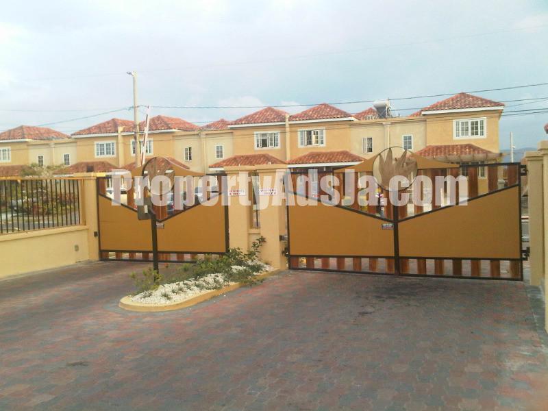 Townhouse For Sale in MANGO WALK, St. James Jamaica