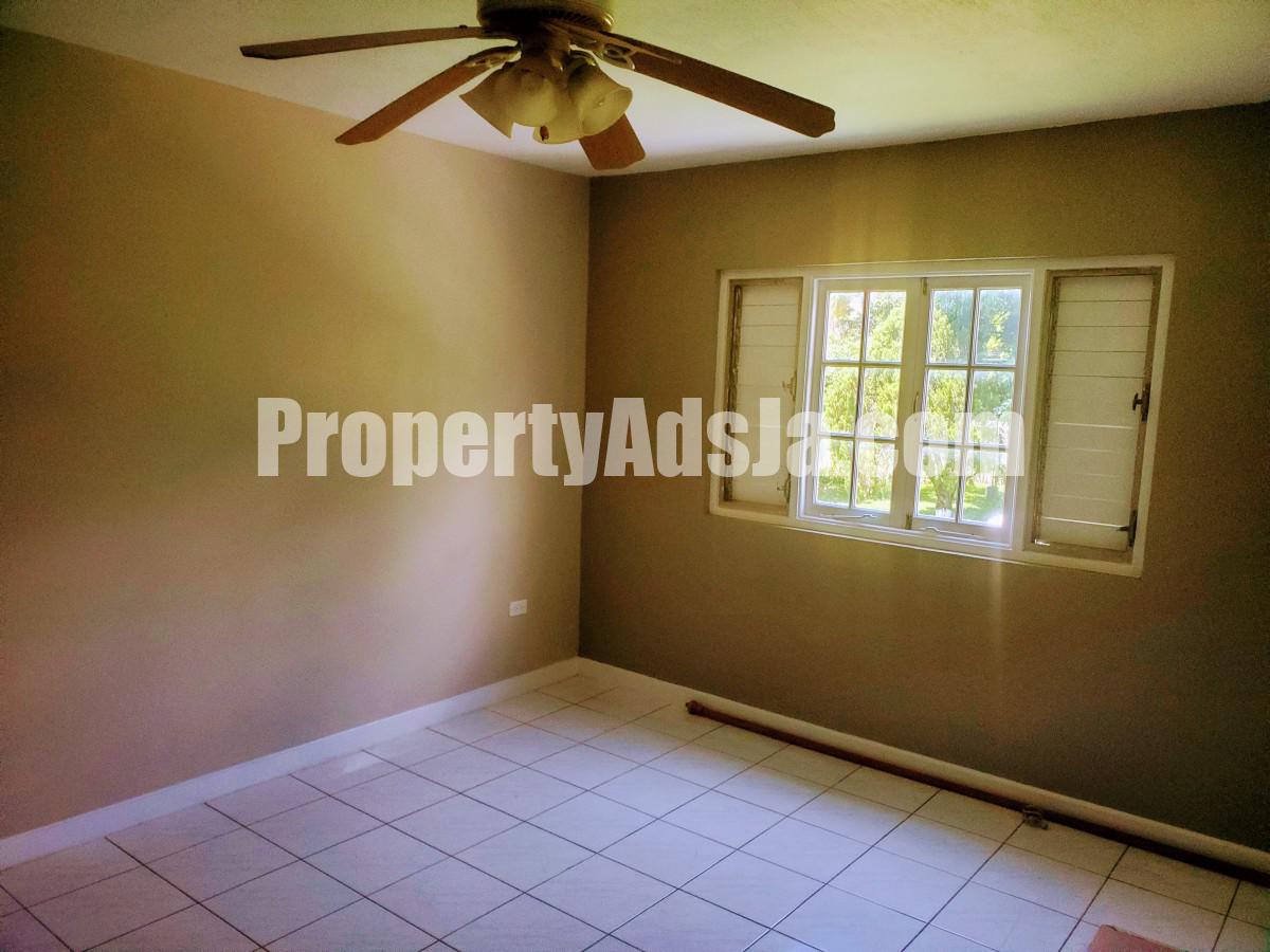 Apartment For Rent in Constant Spring, Kingston / St. Andrew Jamaica