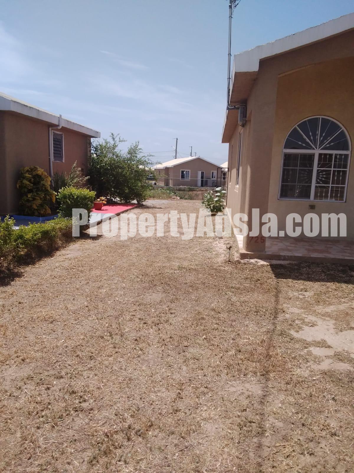 House For Rent in Phoenix Park Village, St. Catherine Jamaica
