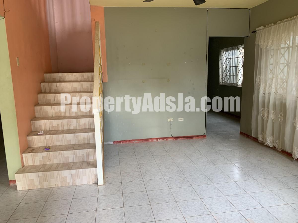 House For Sale in Villa Palm Estate Spanish Town, St. Catherine Jamaica
