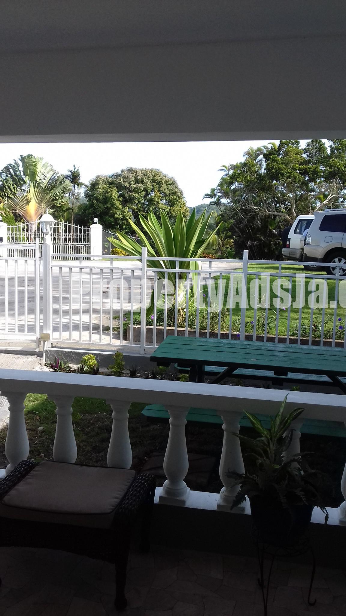 Flat For Rent in Anchovy, St. James Jamaica