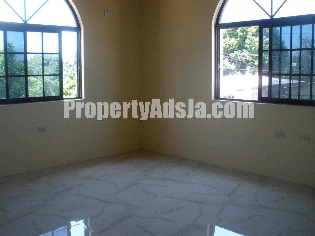 Apartment For Rent in Three Oaks Gardens, Kingston / St. Andrew Jamaica