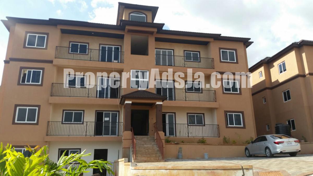 Apartment For Sale in West Kirkland Heights, Kingston / St. Andrew