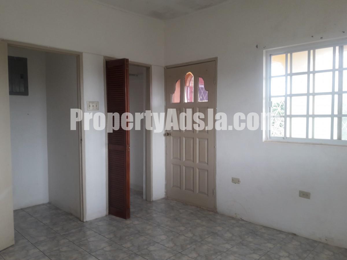 Apartment For Rent in Mandeville Manchester, Manchester Jamaica