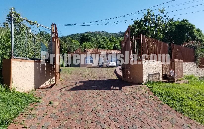 House For Sale in BELVEDERE RED HILLS, Kingston / St. Andrew Jamaica