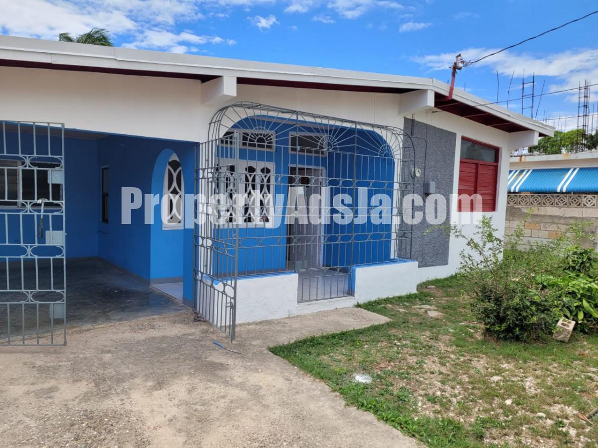 House For Sale in Spanish Town, St. Catherine Jamaica