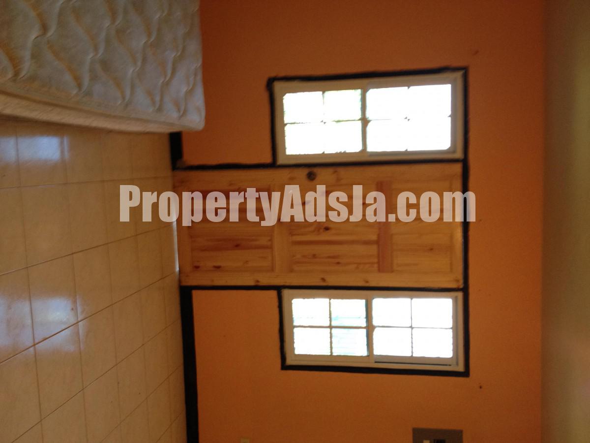 House For Sale in Bellevue Heights, St. Catherine Jamaica