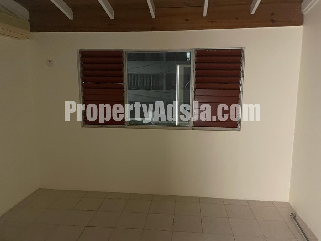 Townhouse For Rent in Redhills Road, Kingston / St. Andrew Jamaica