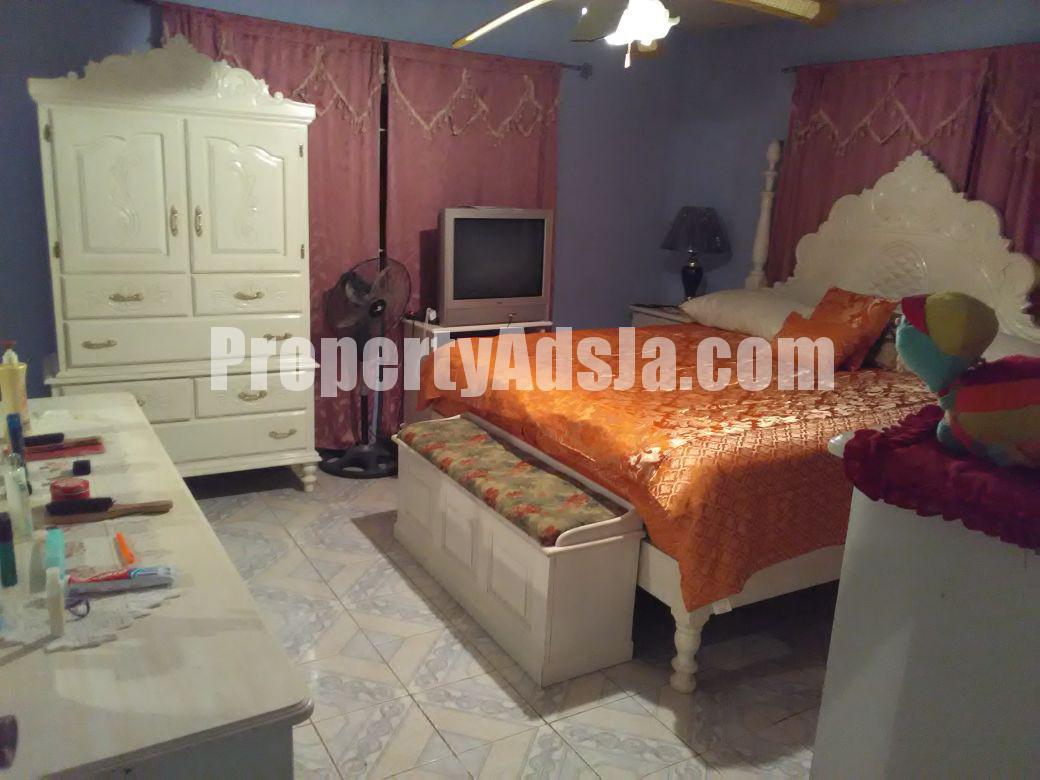 House For Rent in Dumfries, St. James Jamaica