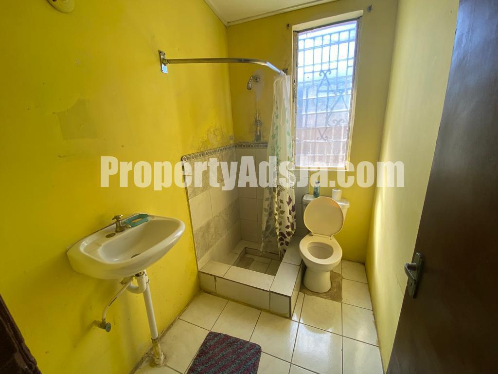 House For Sale in Pembroke Hall, Kingston / St. Andrew Jamaica