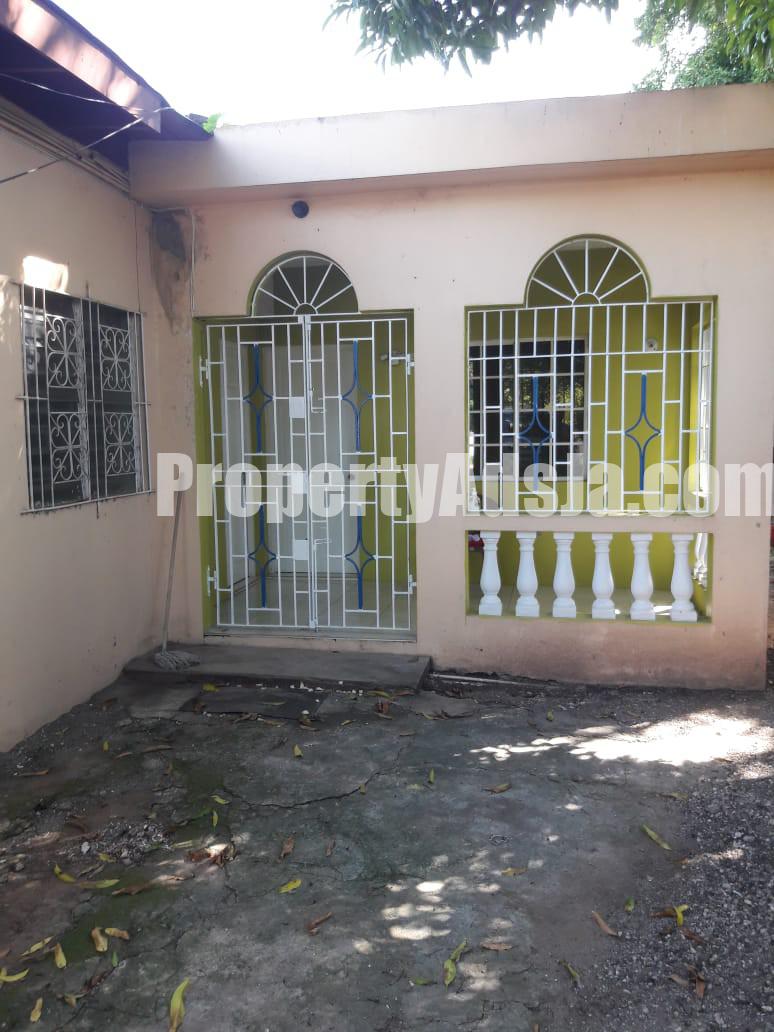 House For Rent in Washington Garden, Kingston / St. Andrew Jamaica