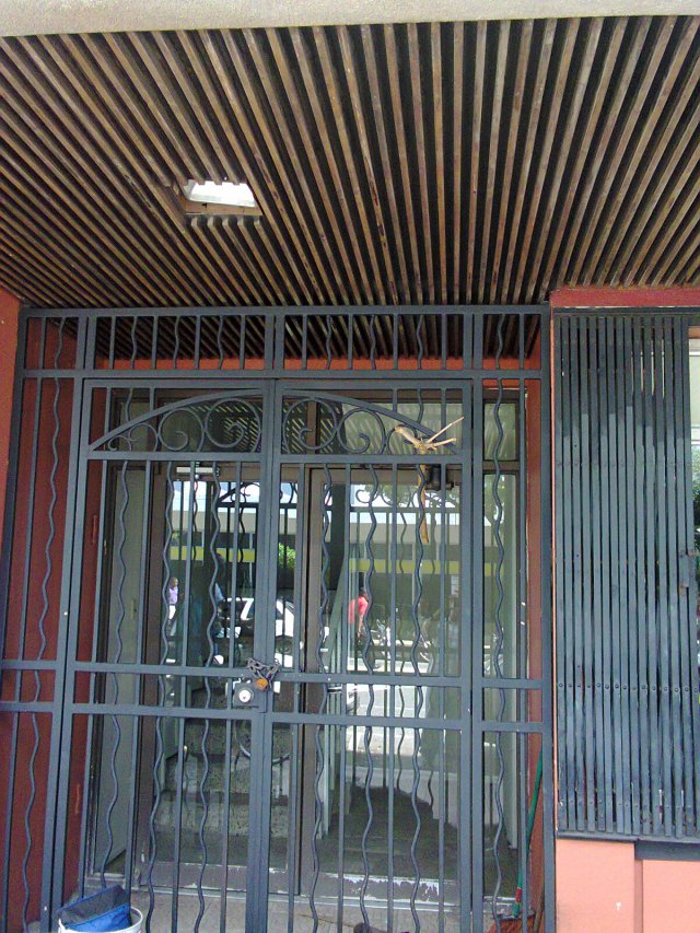 Commercial building For Rent in Knutsford Blvd, Kingston / St. Andrew