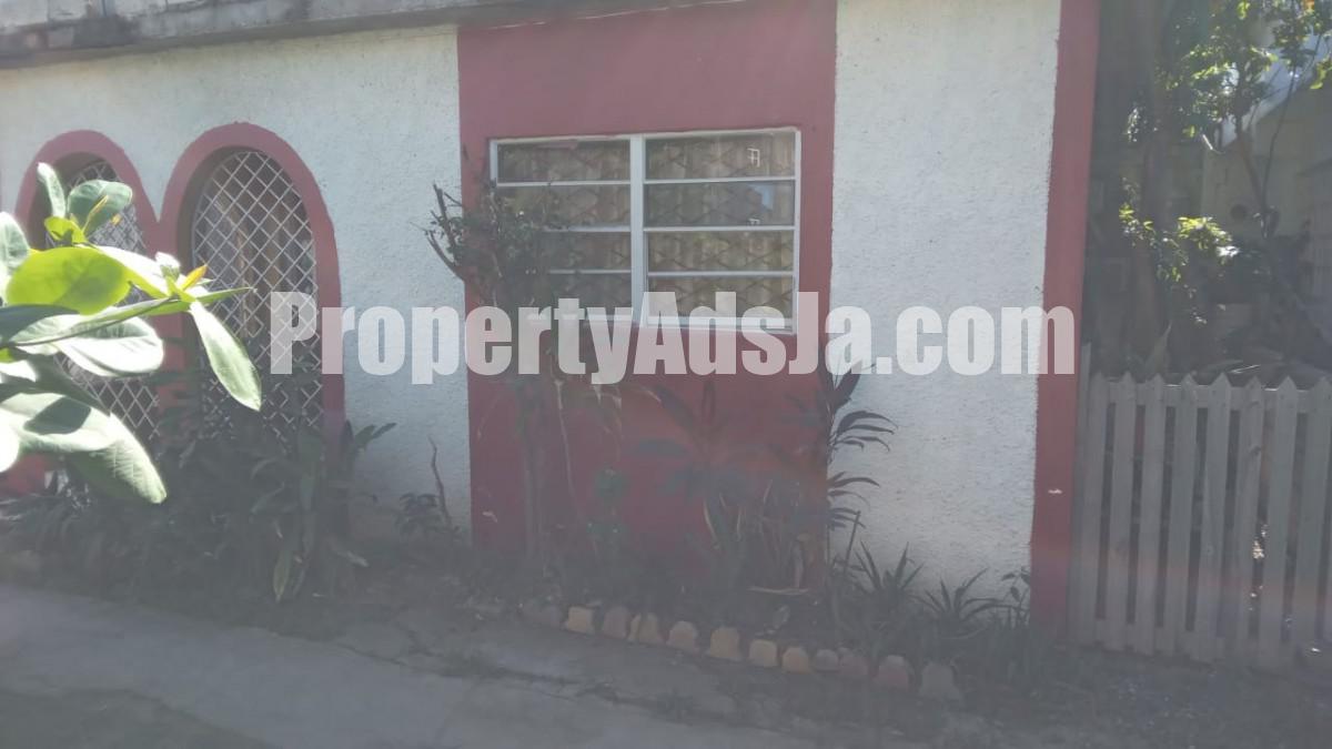 House For Sale in Greater portmore, St. Catherine Jamaica