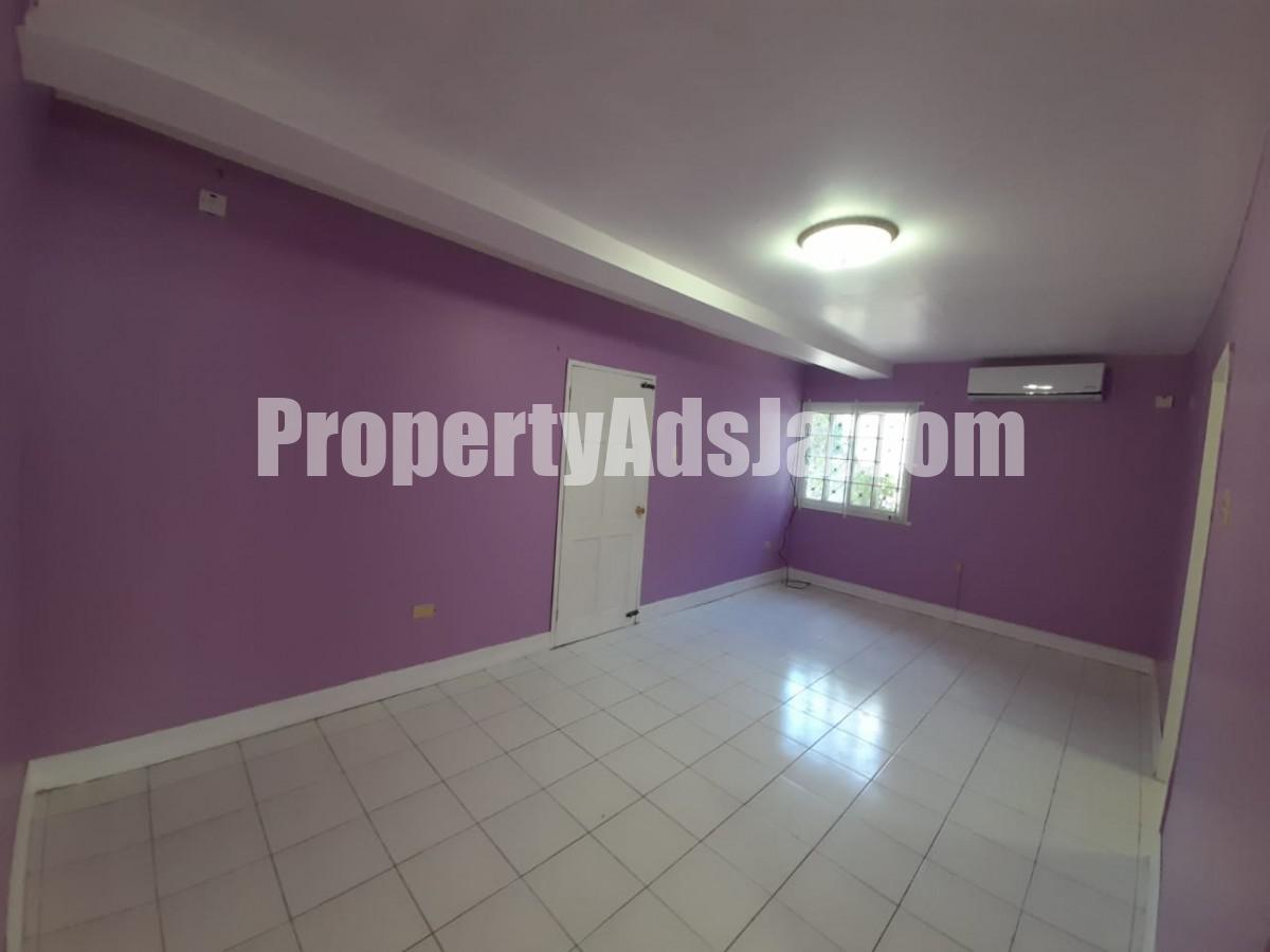 Apartment For Rent in Hagley Park, Kingston / St. Andrew Jamaica