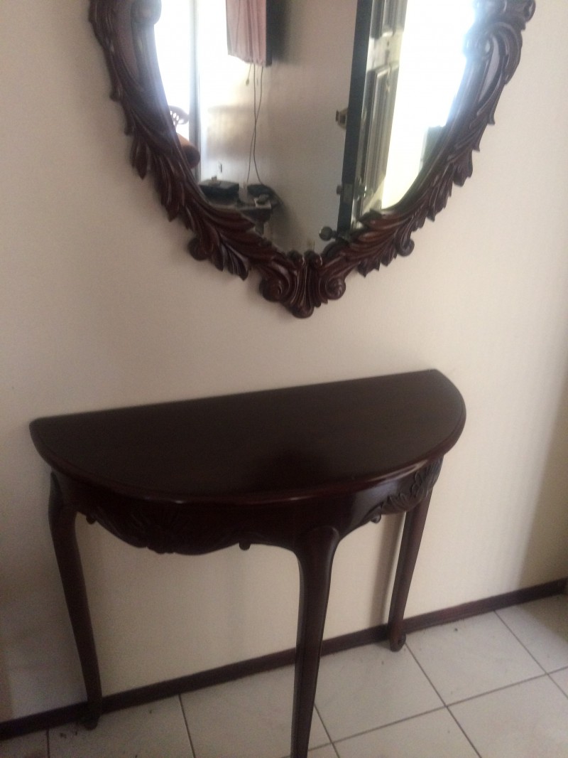 Apartment For Sale in CLOSE TO NEW KINGSTON DEVON HOUSE, Kingston / St