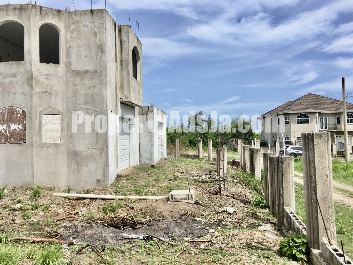 House For Sale in Twin Palms, Clarendon Jamaica