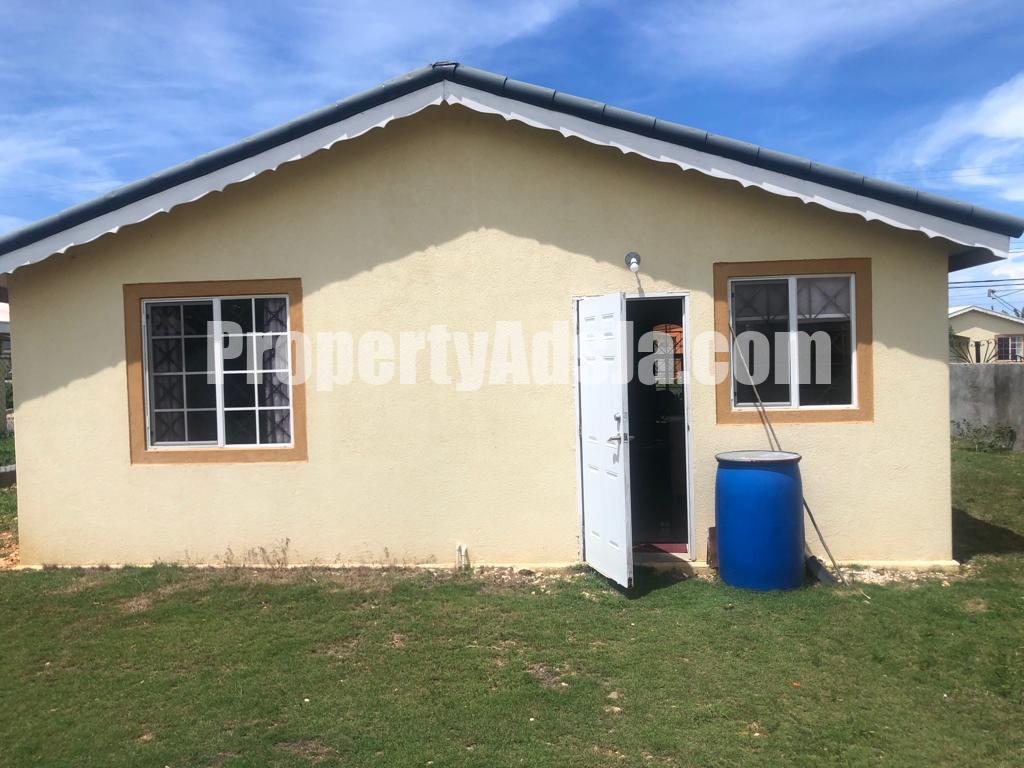House For Rent in Coral Spring Village, Trelawny Jamaica