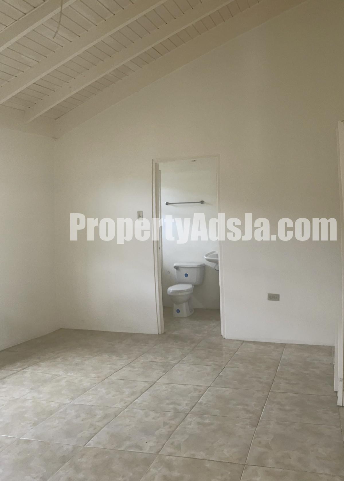 House For Sale in Stonebrook Vista, Trelawny Jamaica