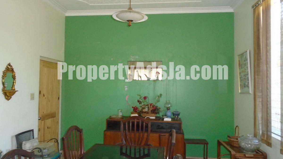 House For Sale in Hope Pastures, Kingston / St. Andrew Jamaica