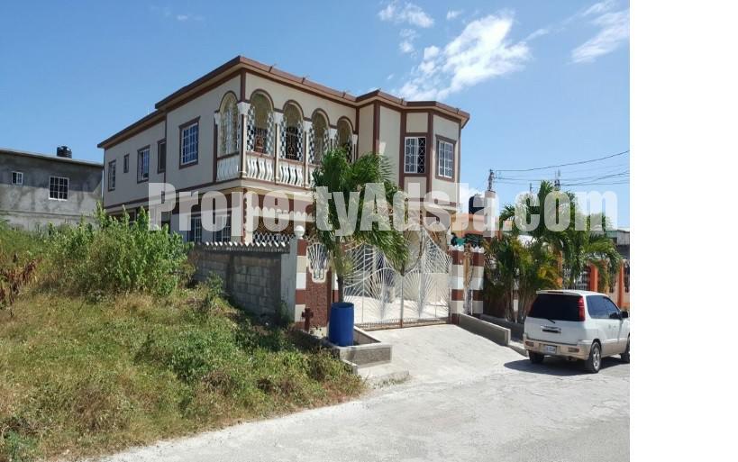 House For Sale in Sydenham Gardens, St. Catherine Jamaica