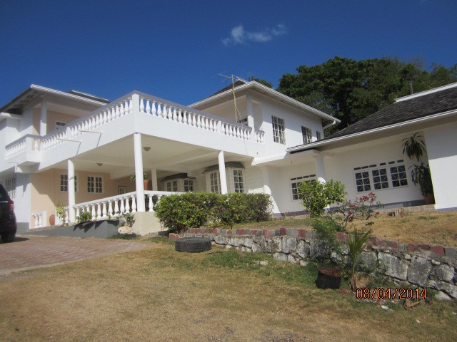 House For Rent in Runaway Bay St Ann Jamaica 