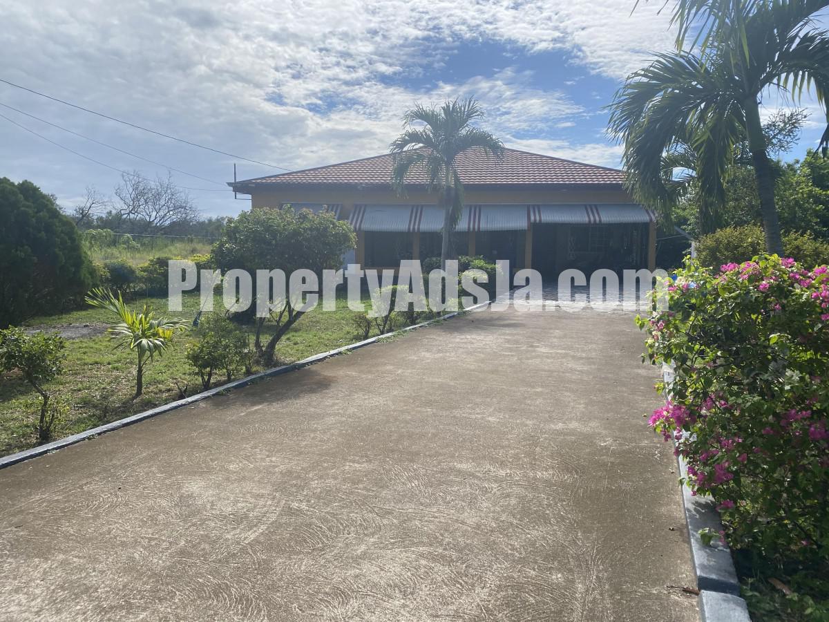 House For Sale in Osborne Store, Clarendon Jamaica