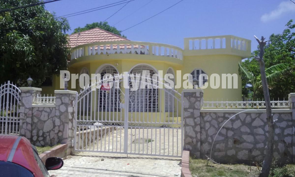 House For Sale in Hellshire, St. Catherine Jamaica