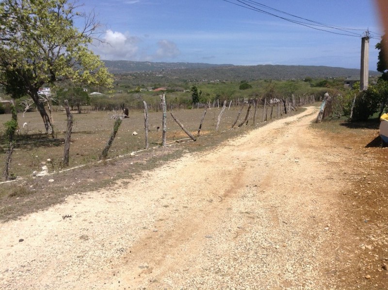 Residential lot For Sale in Treasure Beach, St. Elizabeth Jamaica