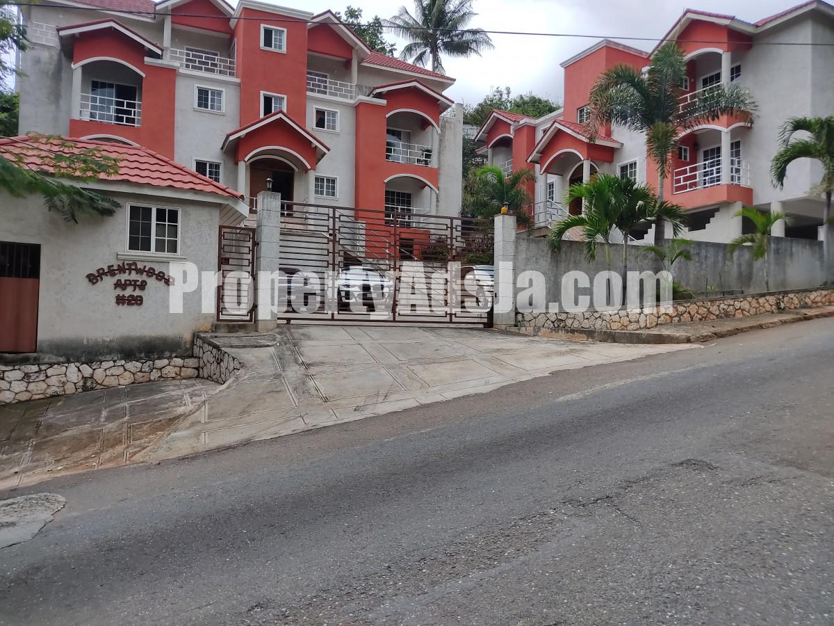 Apartment For Sale in Red hills, Kingston / St. Andrew Jamaica