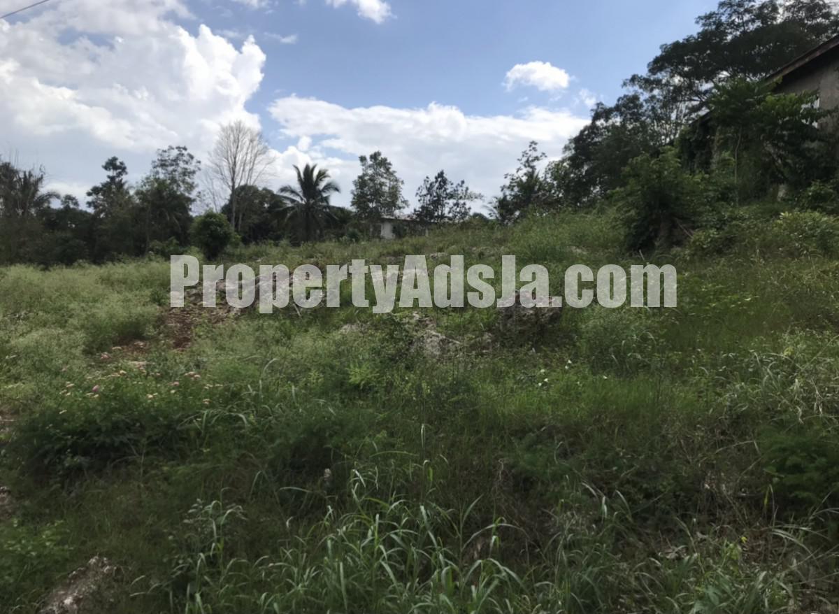 Residential lot For Sale in Ewarton, St. Catherine Jamaica