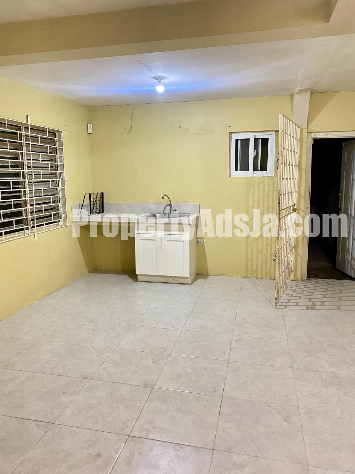 House For Rent in Avenue, Kingston / St. Andrew Jamaica