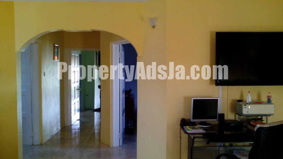 House For Sale in Old Harbour, Clarendon Jamaica