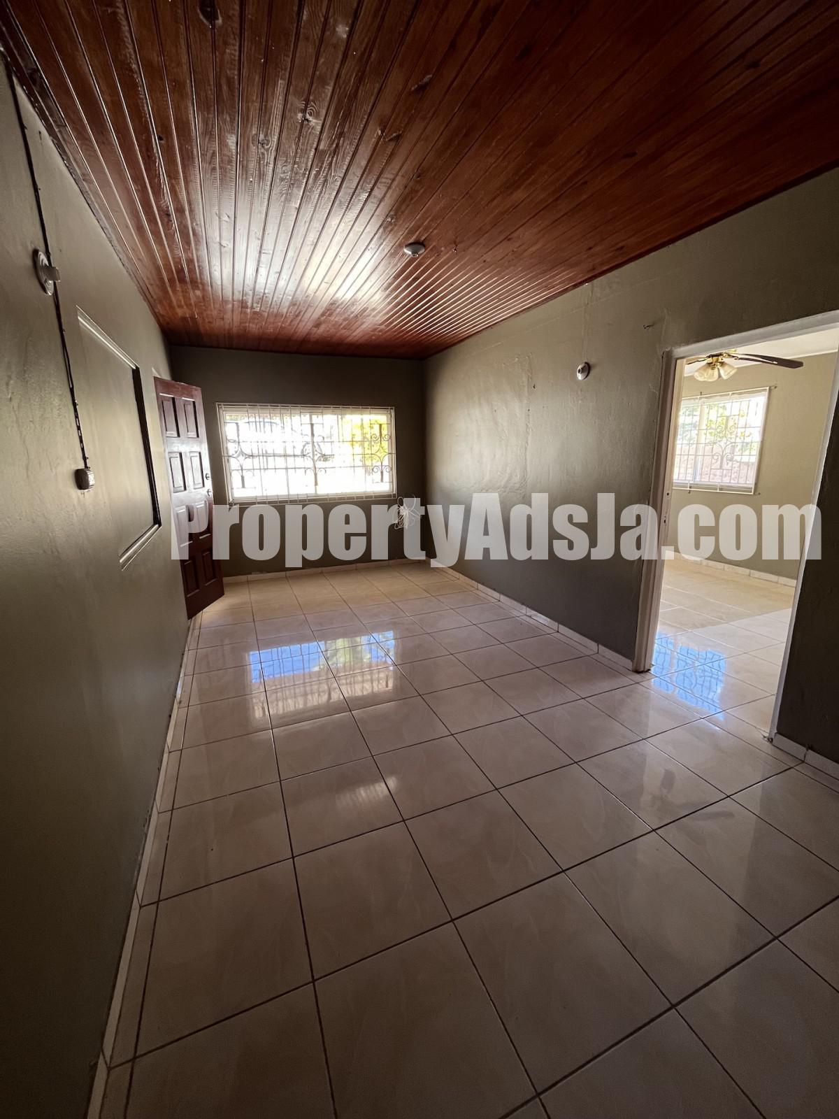 Flat For Rent in Mandeville, Manchester Jamaica