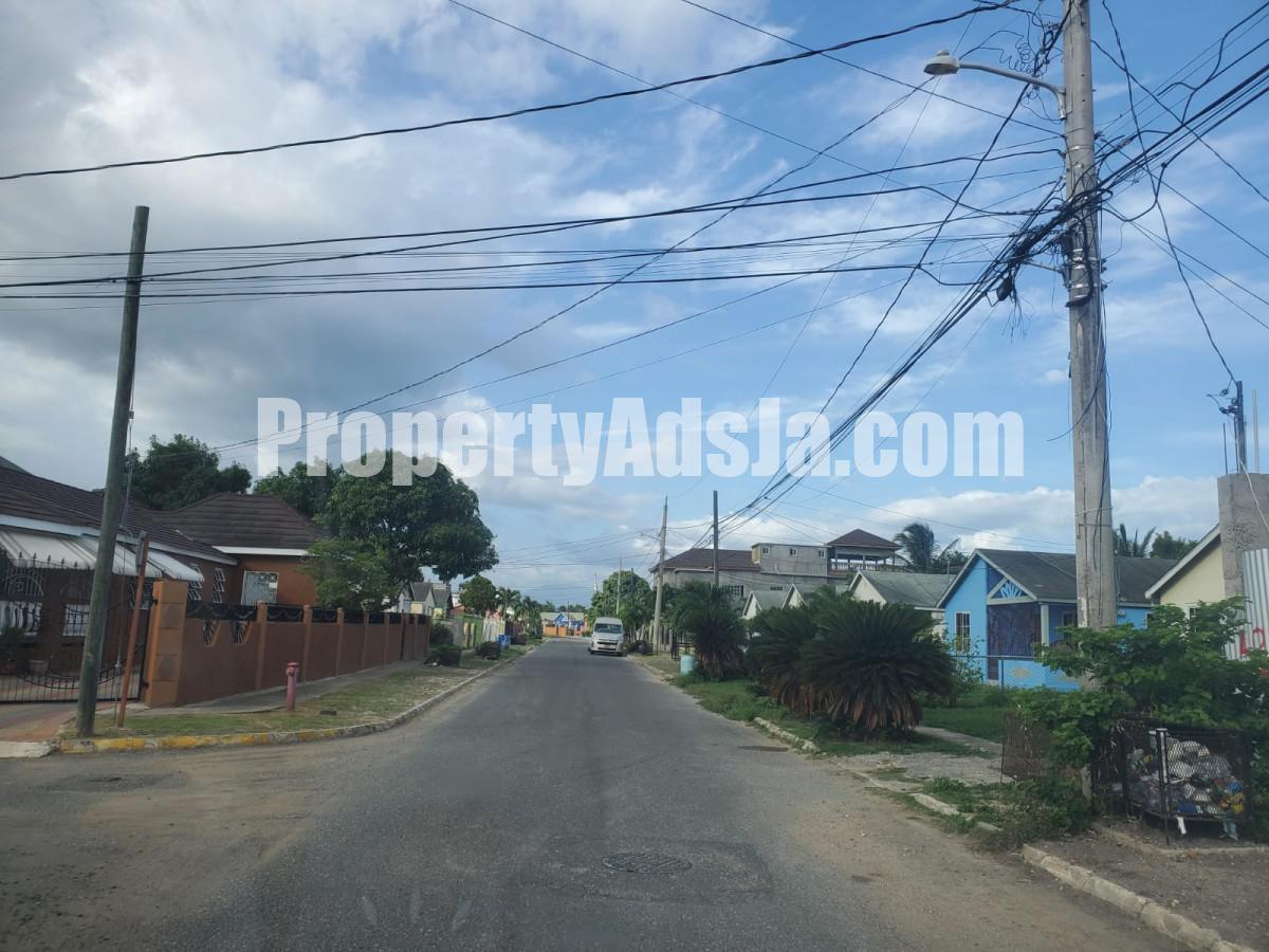 House For Sale in White Water Meadows, St. Catherine Jamaica