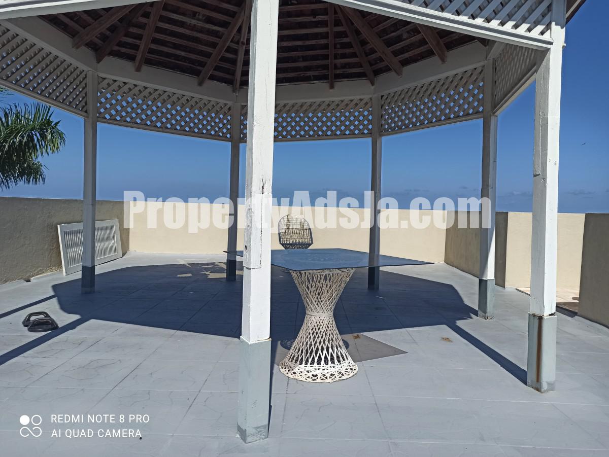 Townhouse For Sale in Columbus Heights, St. Ann Jamaica