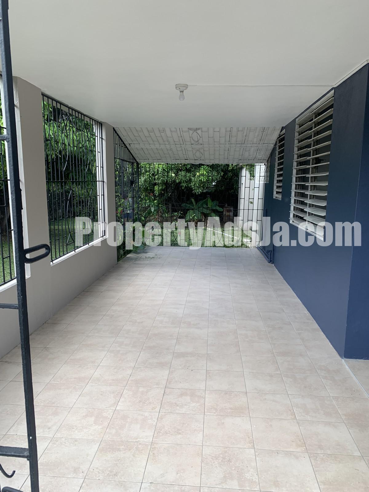 House For Rent in Mona, Kingston / St. Andrew Jamaica