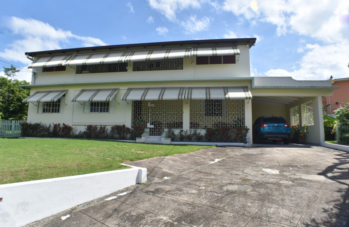 House For Sale in Graham Heights, Kingston / St. Andrew Jamaica
