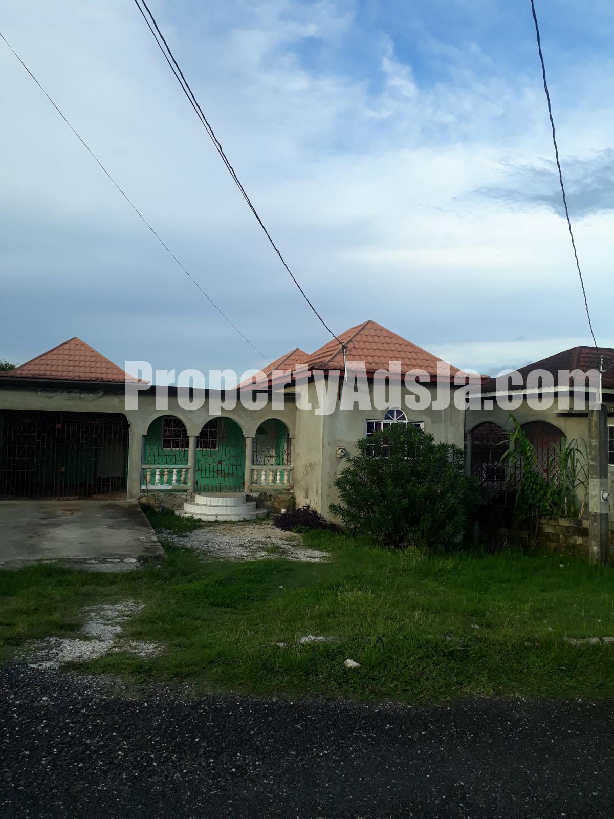 House For Sale in Santa Cruz,