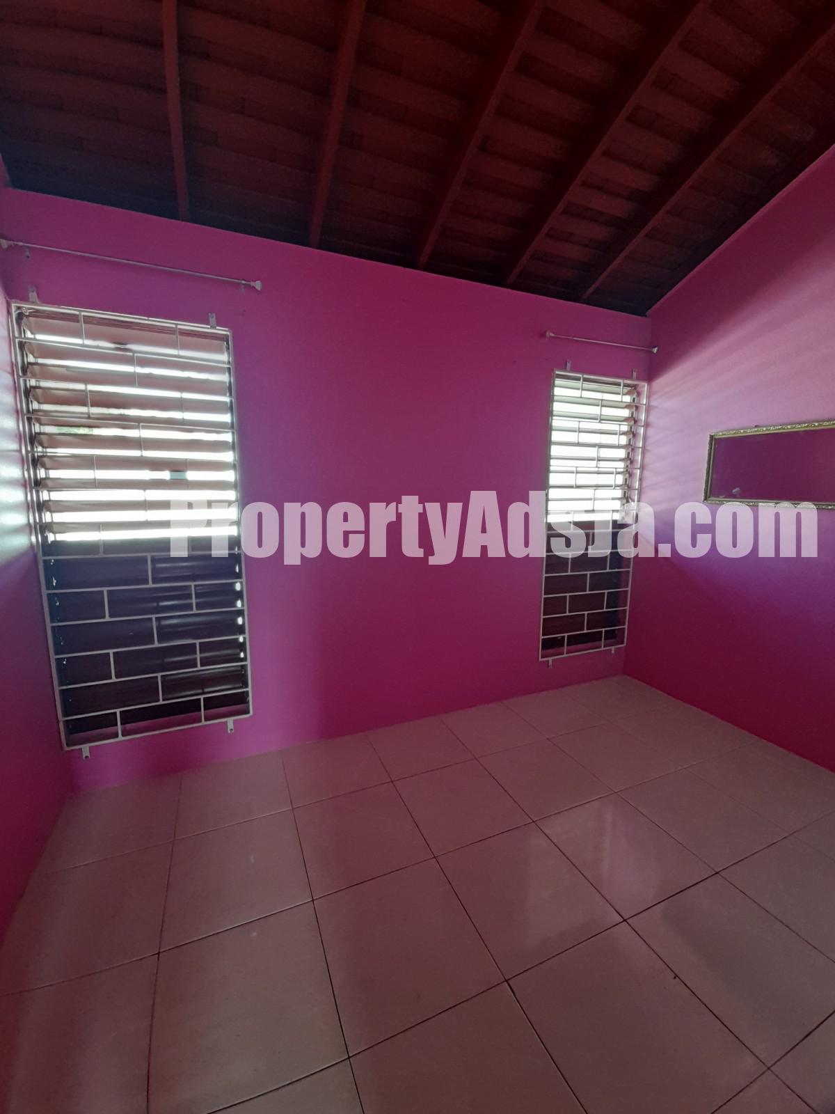 Apartment For Rent in Garveymeade Bridgeport St Catherine, St