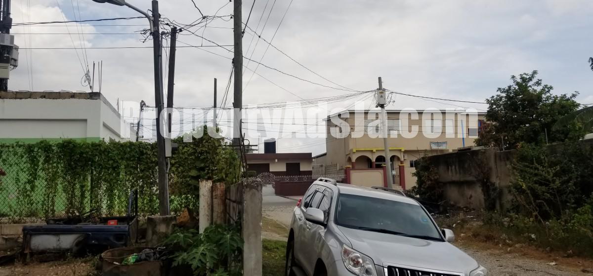 Commercial building For Sale in Spanish Town, St. Catherine Jamaica