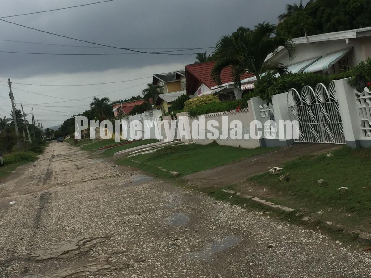 House For Sale in Homestead Park Willowdene Estate, St. Catherine