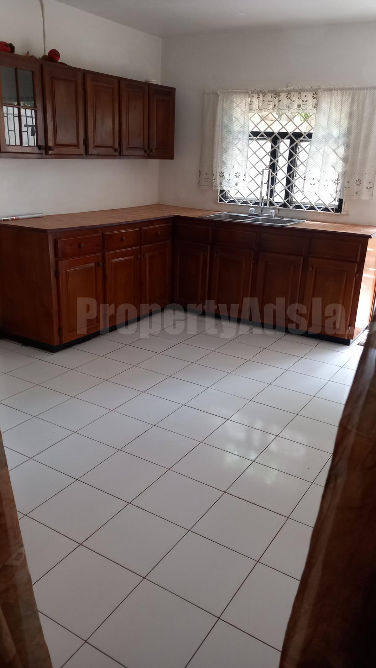 Apartment For Rent in Redhills, Kingston / St. Andrew Jamaica