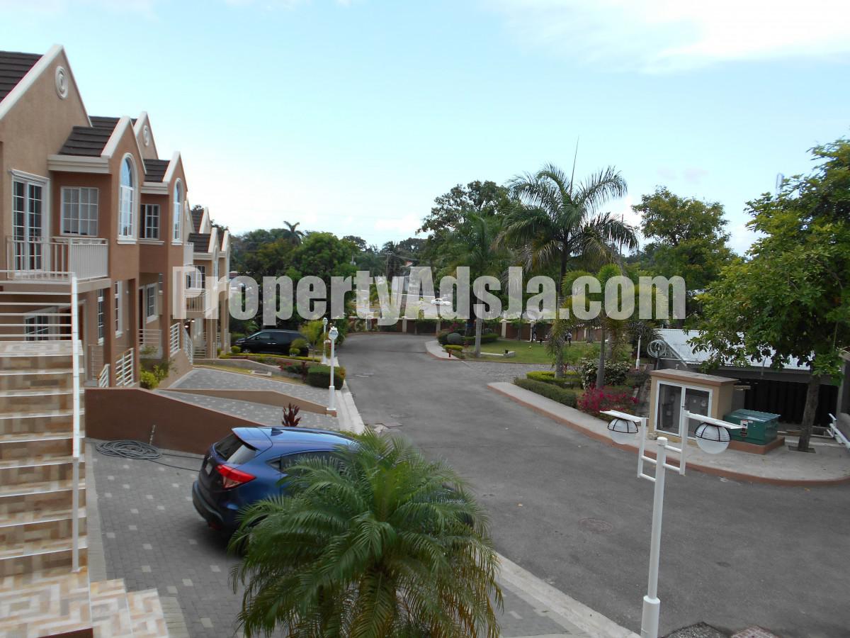 Townhouse For Sale in Ocho Rios, St. Ann Jamaica