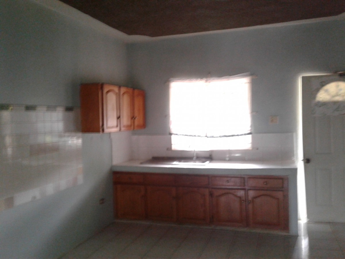 Apartment For Sale in Linstead, St. Catherine Jamaica