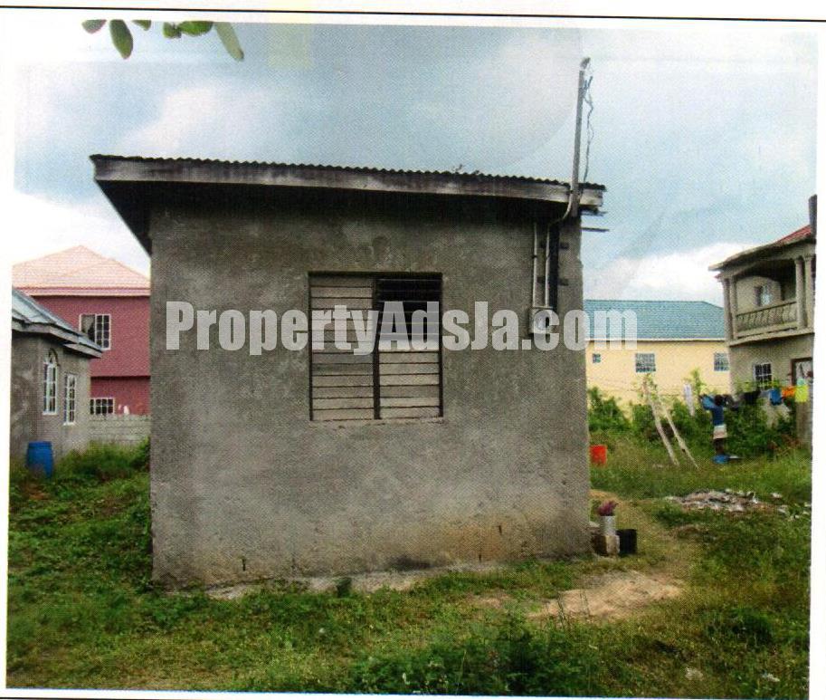 House For Sale in May Pen, Clarendon Jamaica