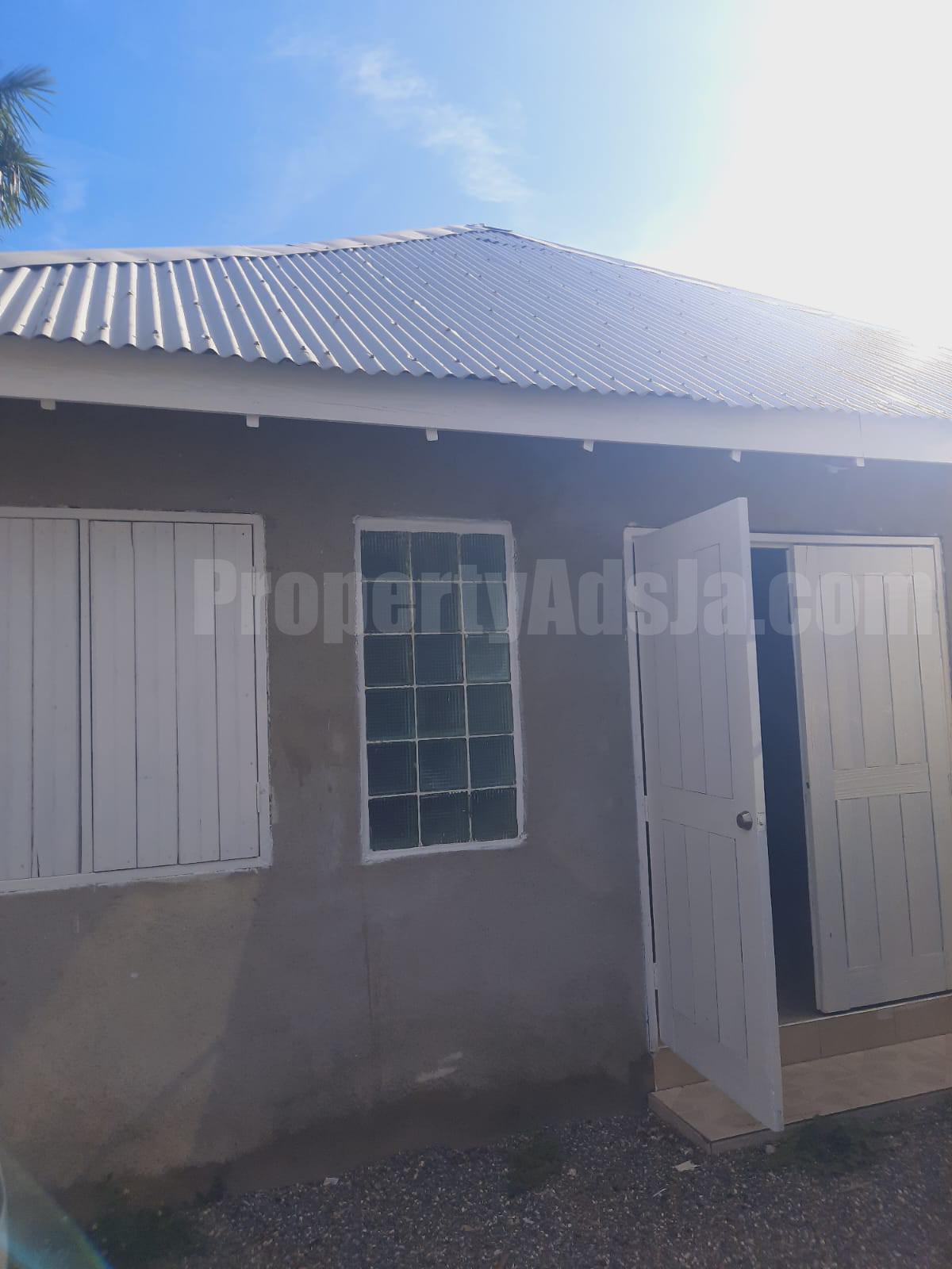 Commercial building For Rent in Constant Spring, Kingston / St. Andrew Jamaica photo 4