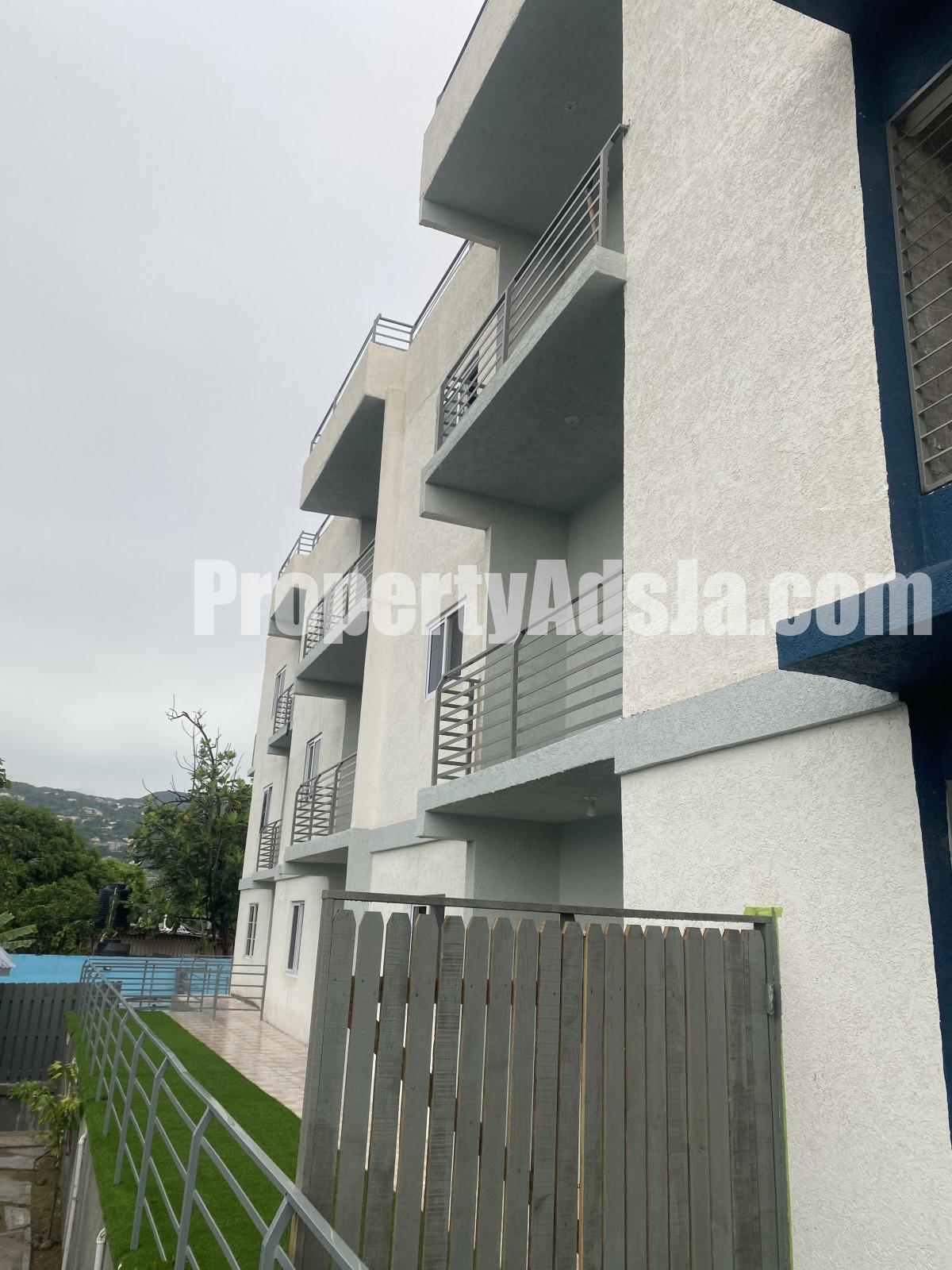 Apartment For Rent in Kingston 19, Kingston / St. Andrew Jamaica