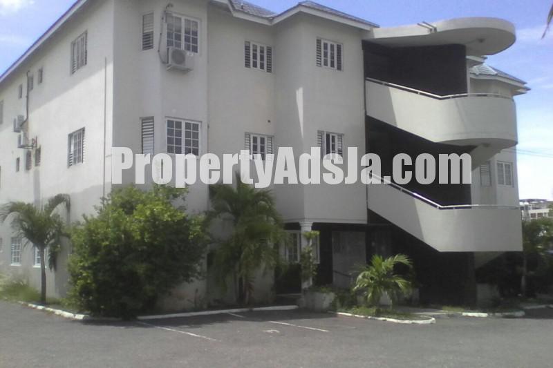 Apartment For Sale in Gated, Kingston / St. Andrew Jamaica
