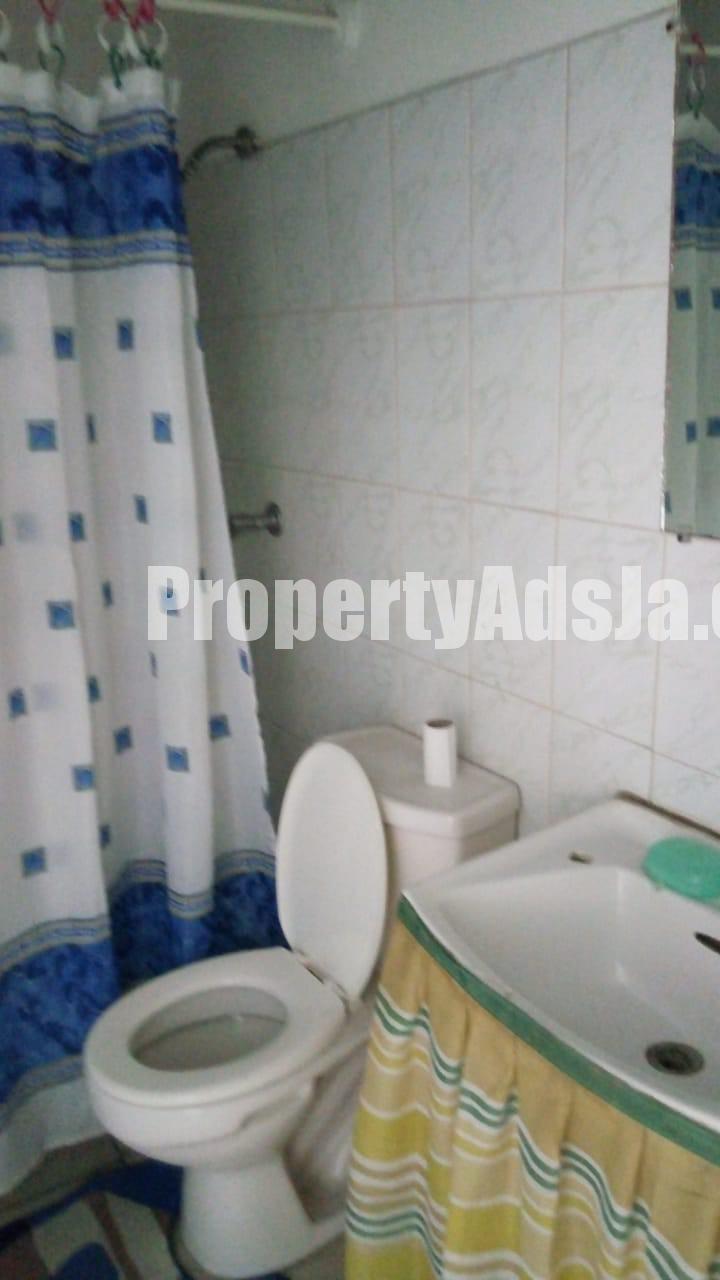 House For Rent in Meadowbrook Park Kgn 19, Kingston / St. Andrew