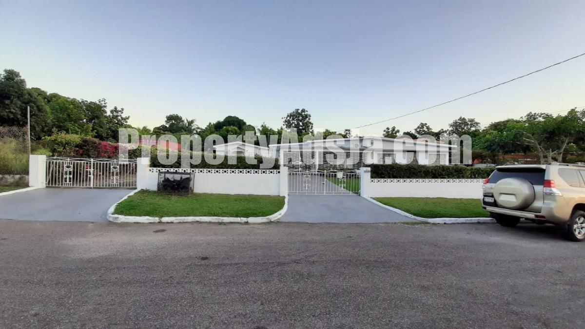 House For Sale in Havendale, Kingston / St. Andrew Jamaica